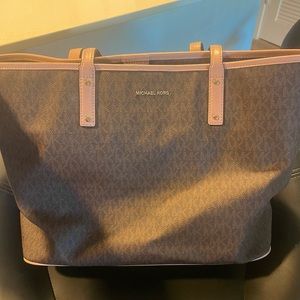 Michael Kors brown bag